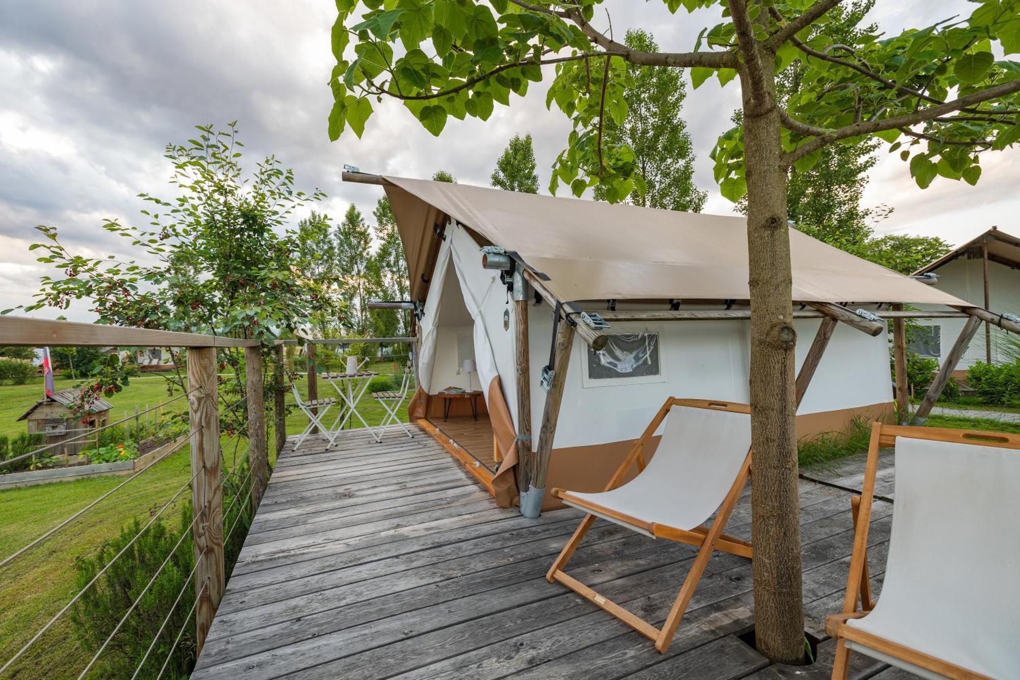 Glamping Kolpa Resort Gradac Esterno foto