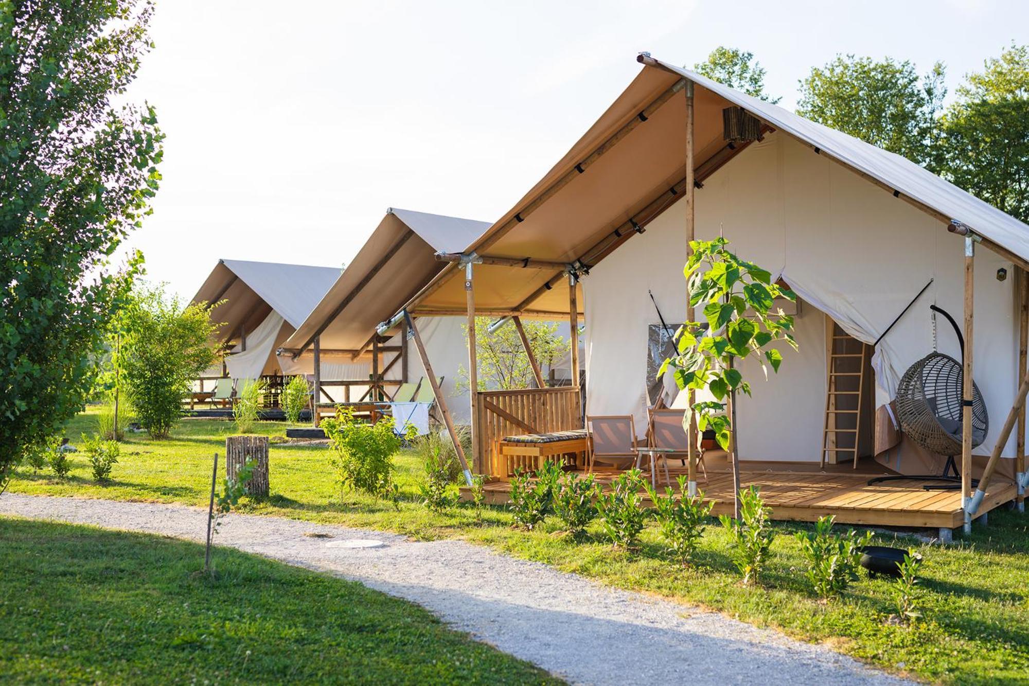 Glamping Kolpa Resort Gradac Esterno foto